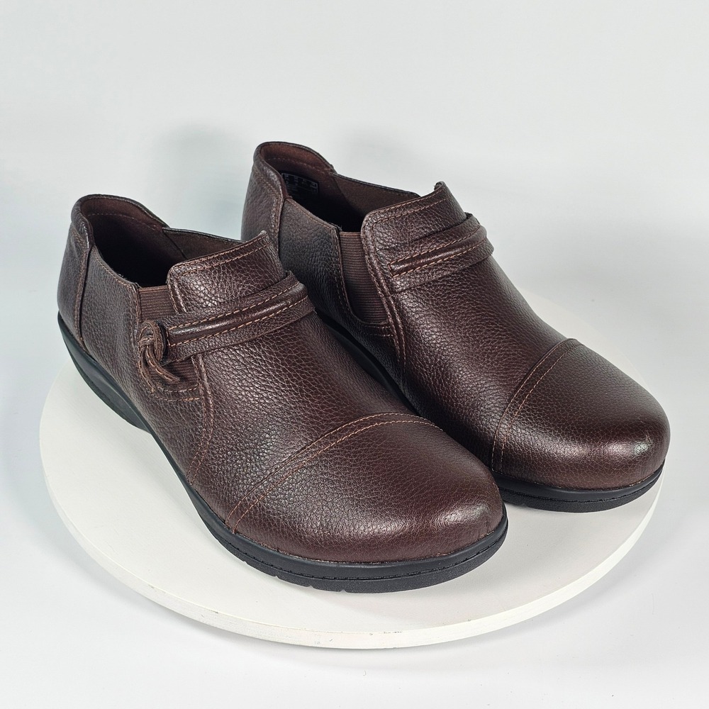 Clarks Collection Womens Brown Pebbled Leather Slip On Loafers Size 10 26128931